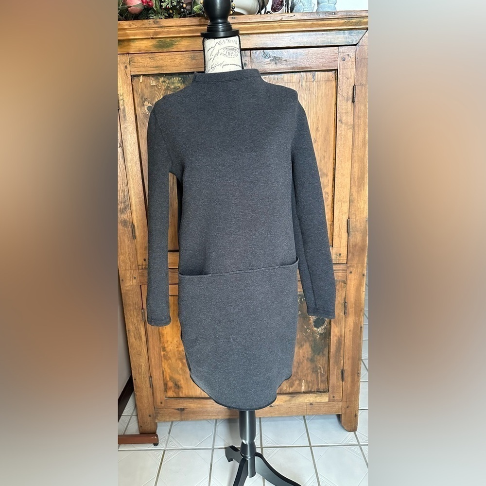 Lululemon City Bound Dress Heathered Black Size 6 (Oversized)